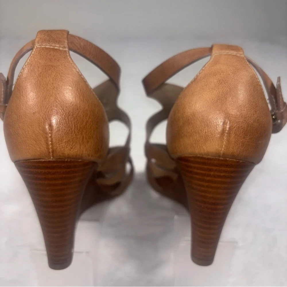 Ecco Kalac Strap‎ Platform Wedge Sandals Womens 40 Tan Floral Leather Open Shoe